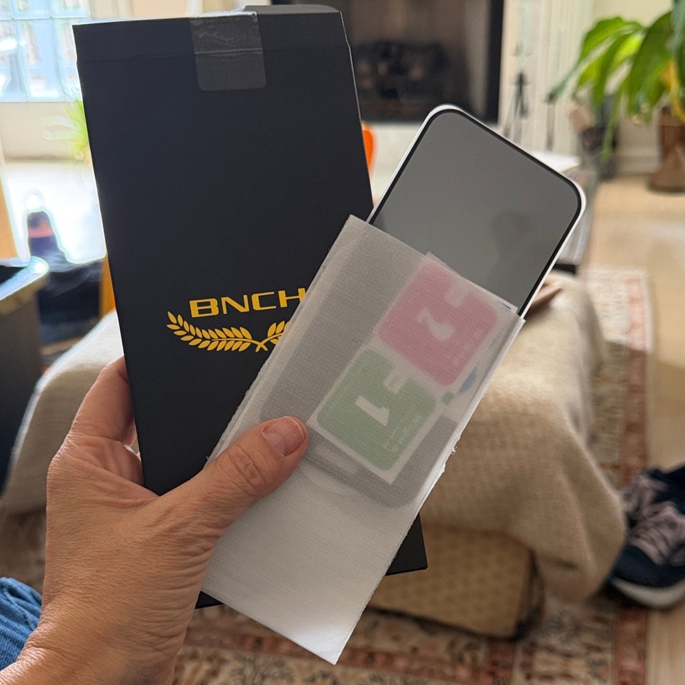 iPhone 15 Privacy Screen Protector